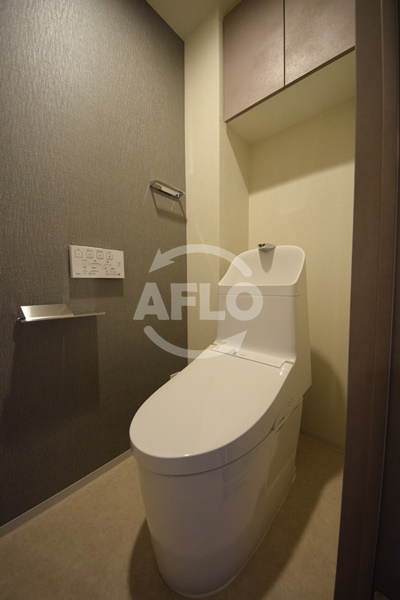 SK RESIDENCE SHINSAIBASHIのトイレ|SK RESIDENCE　温水洗浄便座