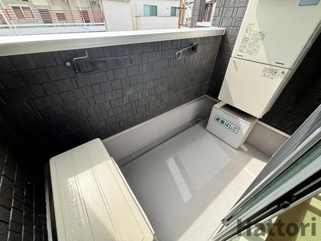 ミモザ服部天神のバルコニー