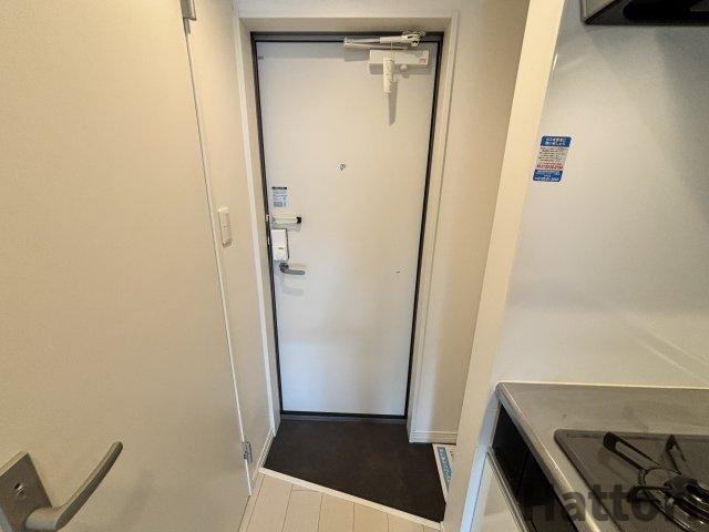 ミモザ服部天神の玄関