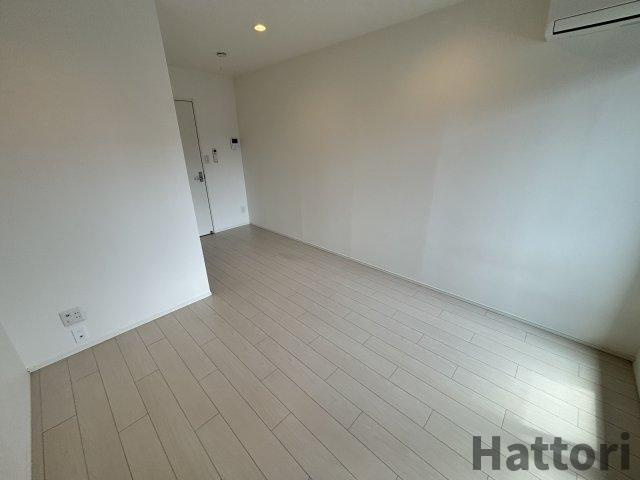 ミモザ服部天神の居間・リビング