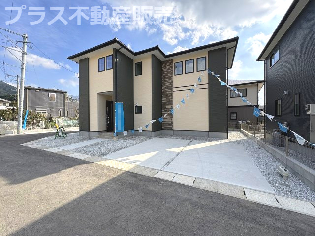 【外観】 | 糟屋郡須恵町上須惠24期　2号棟（全3区画）【仲介手数料無料・0円】 | 完成しました。物件内部もご見学頂けます。プラス不動産販売にお任せ下さい。