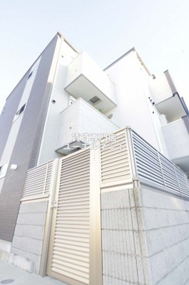 【外観】 | ワコーレヴィータ江坂EAST | シンプルで洗練されたデザインが毎日の暮らしに心地よさをプラス