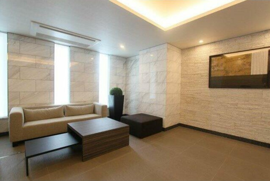 コンシェリア東京蔵前ステーションフロントのロビー