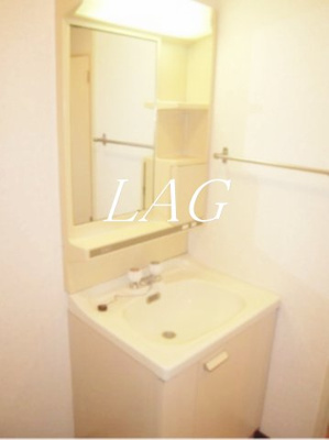 【洗面所】 | ウィングス竹ノ塚 | 洗面台です。