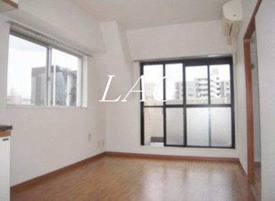 【居間・リビング】 | ウィングス竹ノ塚 | 洋室のお部屋です。