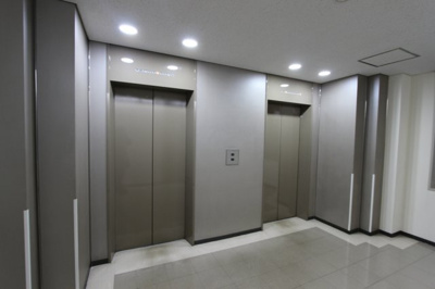 【エントランス】 | 共益商事ビル