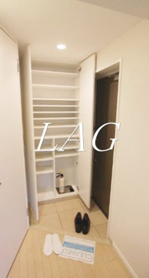 【玄関】 | リファイズ小岩 | 玄関です。