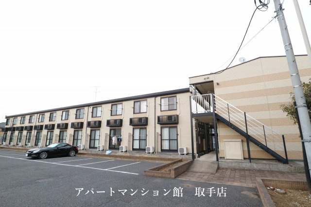 レオパレスムカイハラの外観|画像1