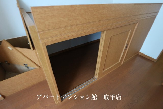 レオパレスゴールドの収納