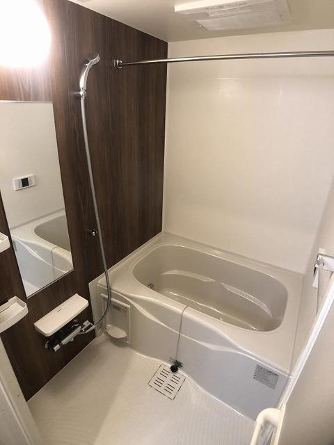 心休里　２の浴室|バス