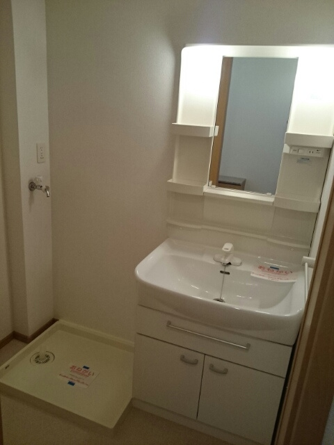 松岡ハイツ　Ａの洗面所|洗面所