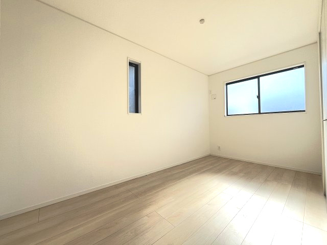 【子供部屋】 | 糟屋郡須恵町上須恵第4　2号棟（全2棟）【仲介手数料無料・0円】 | 現地写真。