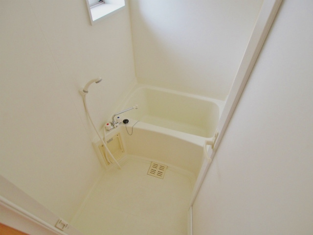 ヴェラーレ新大州橋の浴室