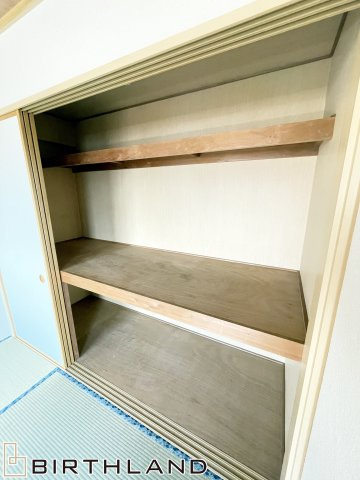 想定賃料年96万　想定利回り9.1％　SRCマンションの収納