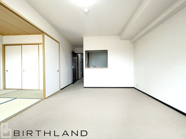 想定賃料年96万　想定利回り9.1％　SRCマンションの居間・リビング