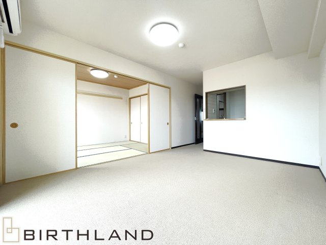 想定賃料年96万　想定利回り9.1％　SRCマンションの居間・リビング