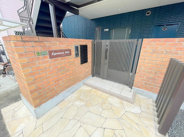 エスペランサヒコのエントランス