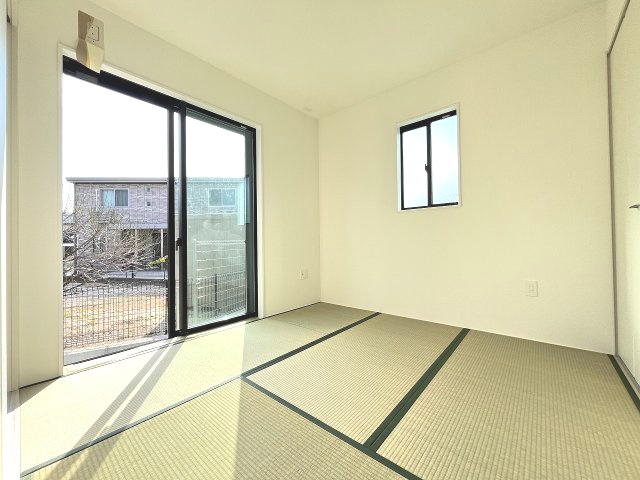 【和室】 | 糟屋郡須恵町上須惠24期　3号棟（全3区画）【仲介手数料無料・0円】 | 現地写真。1階和室です。