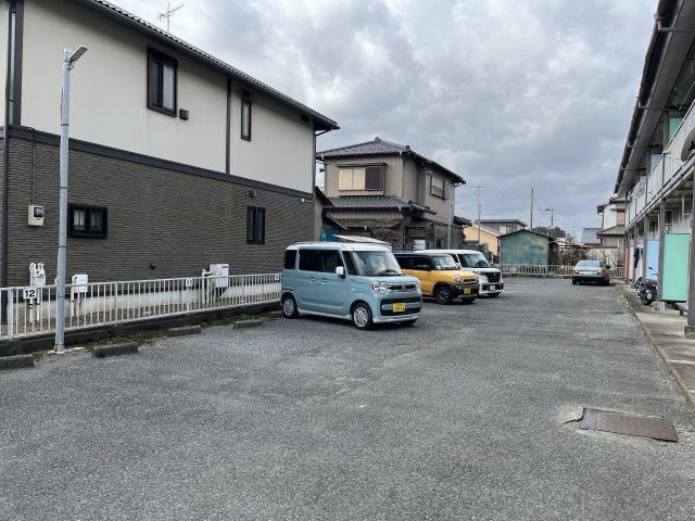 パレットハウスの駐車場