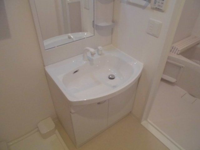 セレッソ本所の洗面所