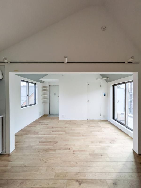 仙川アパートメントの居間・リビング