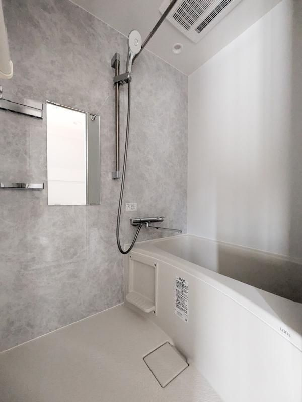 仙川アパートメントの浴室