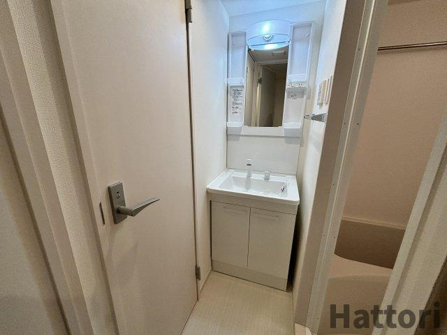 カレン石橋の独立洗面台