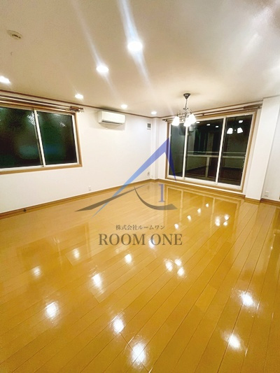 ベルメゾンの居間・リビング|洋室のお部屋です。