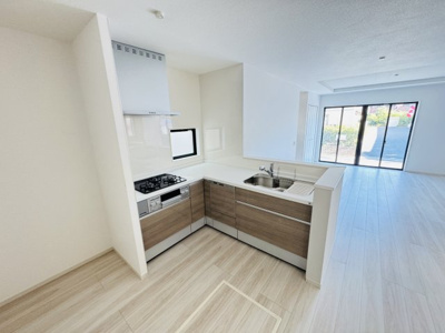 【キッチン】 | 市川市菅野５丁目新築戸建【菅野小学校：8分】 | 動線コンパクトなL字型キッチン