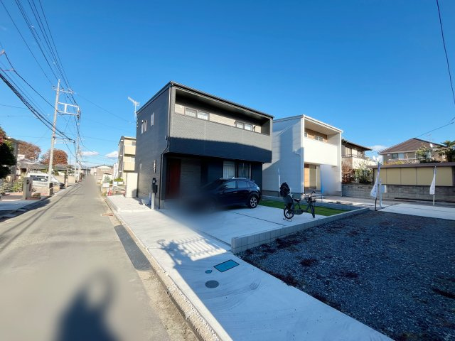 【前面道路含む現地写真】 | 深谷市上野台390　フルクラシル　未入居戸建　　B号棟