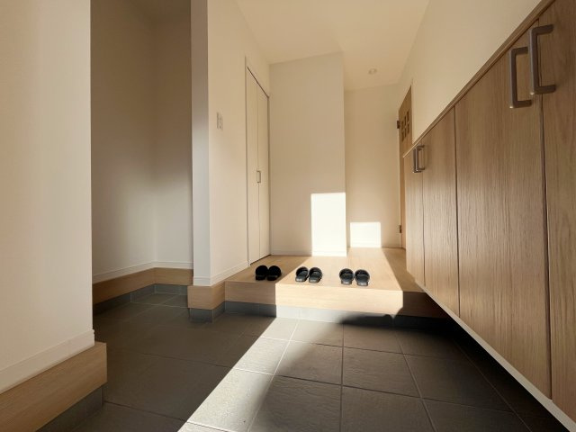 【玄関】 | 深谷市上野台390　フルクラシル　未入居戸建　　B号棟
