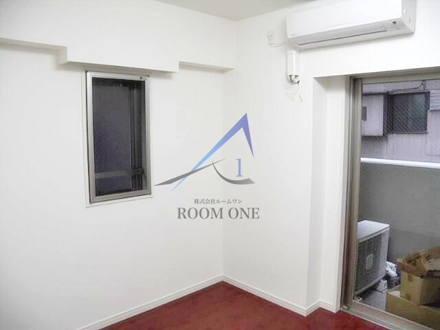 神田ＲＥＥＰＬＥＸＲ’Ｓの居間・リビング|洋室のお部屋です。