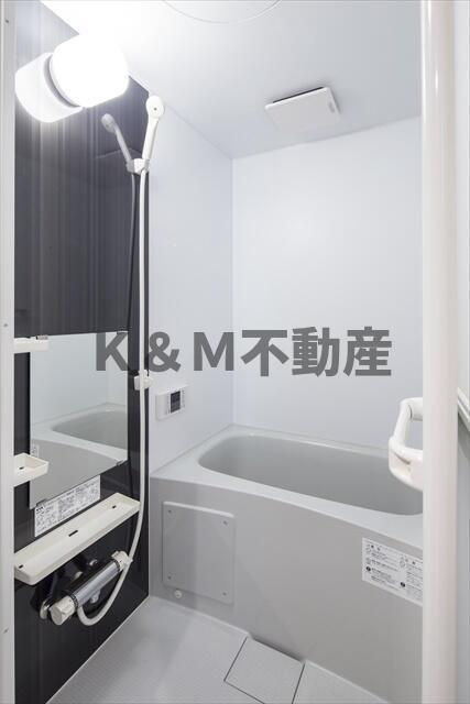 Ｏａｋｓの浴室|落ち着いた空間のお風呂です