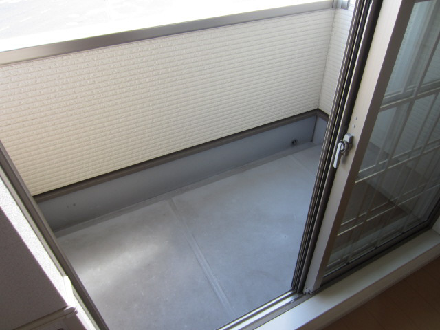 【バルコニー】