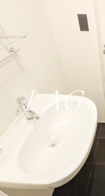 【洗面所】 | アレーロ西早稲田 | 洗面台です。