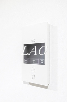 【セキュリティ】 | レジデンス鉄博(レジデンステッパク) | モニター付きインターフォンです。