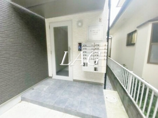 【エントランス】 | ジーメゾン大宮日進イースト | エントランスです。