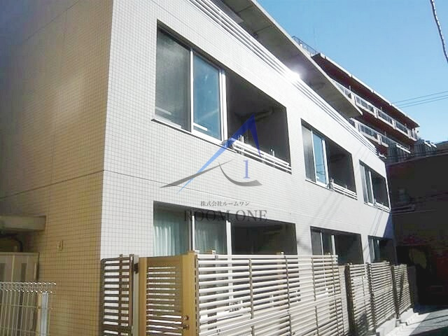 プラッサ西参道