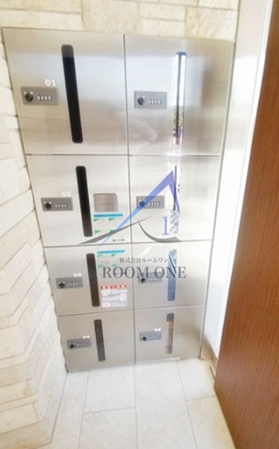 デル・スール テラスのその他共用部分|宅配ボックスです。