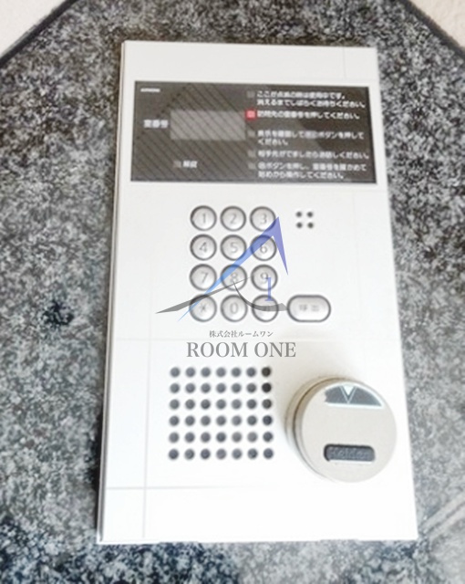 スペリオール市川のセキュリティ|オートロックです。