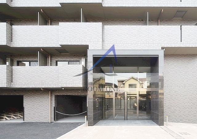 ルーブル武蔵中原参番館のエントランス|エントランスです。