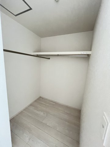 【収納】 | 糟屋郡第3志免町志免3丁目　1号棟（全1棟）【仲介手数料無料・0円】 | 現地写真。ウォークインクローゼットです。