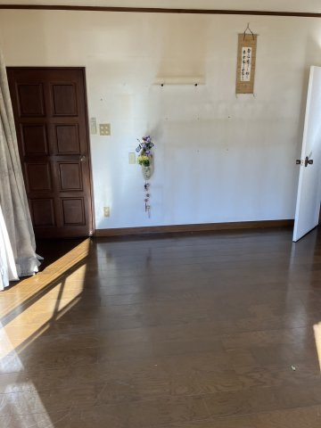 桐生市梅田町１中古戸建の居間・リビング