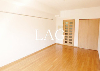 【居間・リビング】 | 南八幡ハイツ | 洋室のお部屋です。