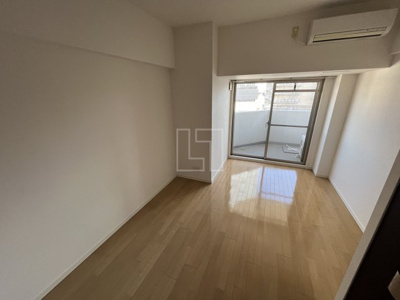 【寝室】 | レジュールアッシュ難波LUXE | レジュールアッシュ難波LUXE（レジュールアッシュ難波リュクス）　洋室