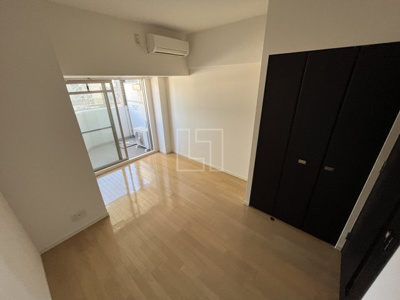 【居間・リビング】 | レジュールアッシュ難波LUXE | レジュールアッシュ難波LUXE（レジュールアッシュ難波リュクス）　洋室