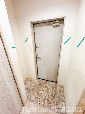 クリエオーレ舎利寺の玄関