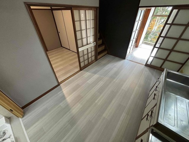 垂水区千鳥が丘2-9-4戸建の居間・リビング