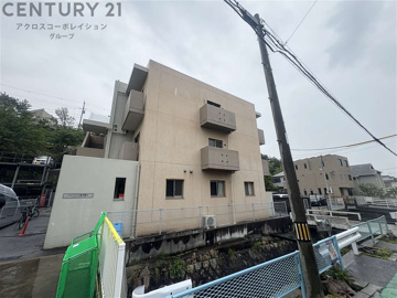 オートロック・防犯カメラ付きで安心です！