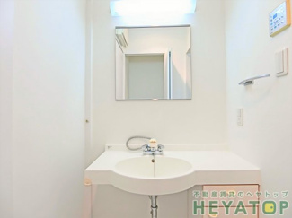 【洗面所】 | 便利なシャワー付き洗面化粧台（同仕様写真）